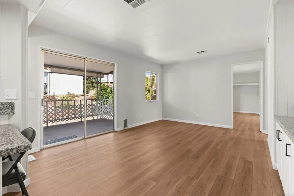 https://cdn.realtyfeed.com/cdn/127/306786950/d6adf6c6c9835a32d4b0aef33fc933bd.webp