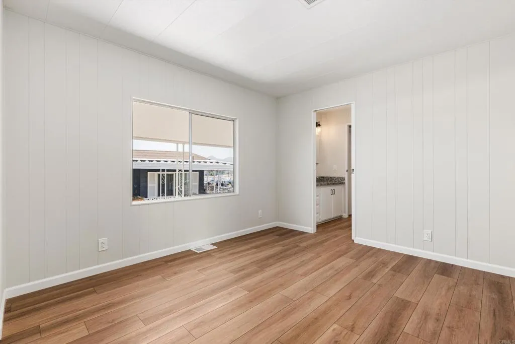 https://cdn.realtyfeed.com/cdn/127/306786950/d8ff1ff783b376cfc1781ccd89a1e1e3.webp