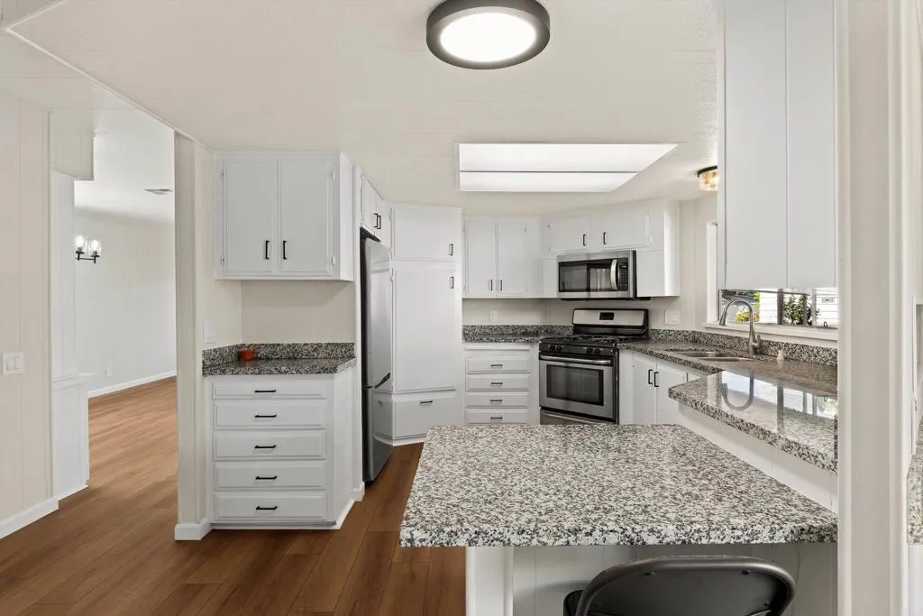 https://cdn.realtyfeed.com/cdn/127/306786950/e42ac87cbbbcca1284e058f9e4c6d48d.webp