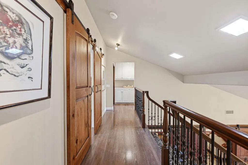 https://cdn.realtyfeed.com/cdn/127/306787005/8920c0d87a1bbdb70c6c980f43b190f7.webp