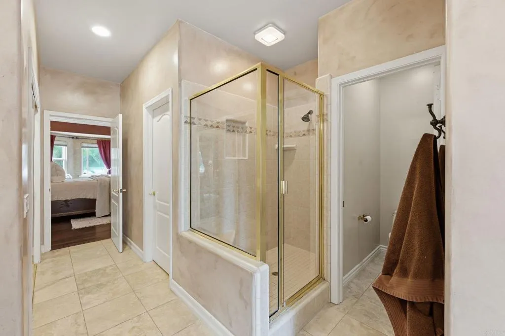 https://cdn.realtyfeed.com/cdn/127/306787005/b1418544ce2cb4afa7cfda8f787886b8.webp