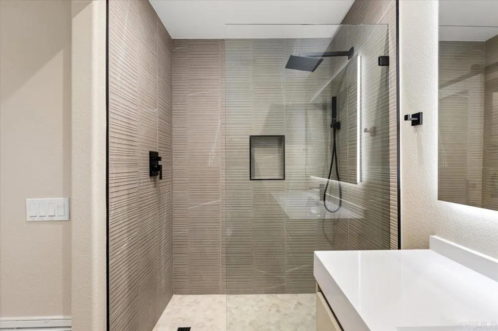 https://cdn.realtyfeed.com/cdn/127/306787010/ded70fd9f2e6164efe11f35136a89ff1.webp