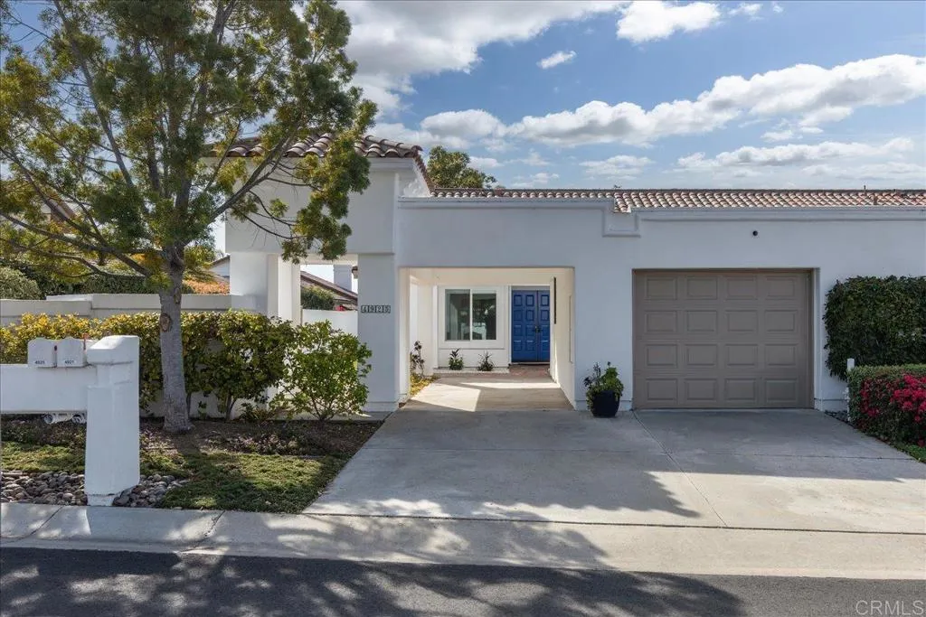 https://cdn.realtyfeed.com/cdn/127/306787010/f6d2e6bca2935dbb16e522672a9900dd.webp