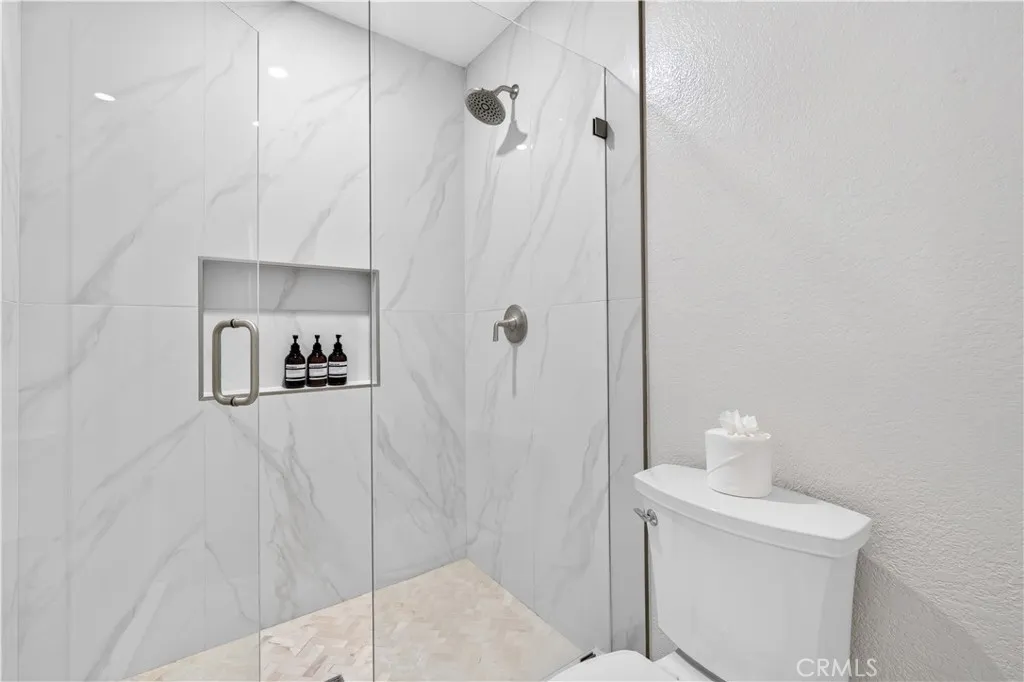 Photo #20: OC26171454 Listing: Photo #20