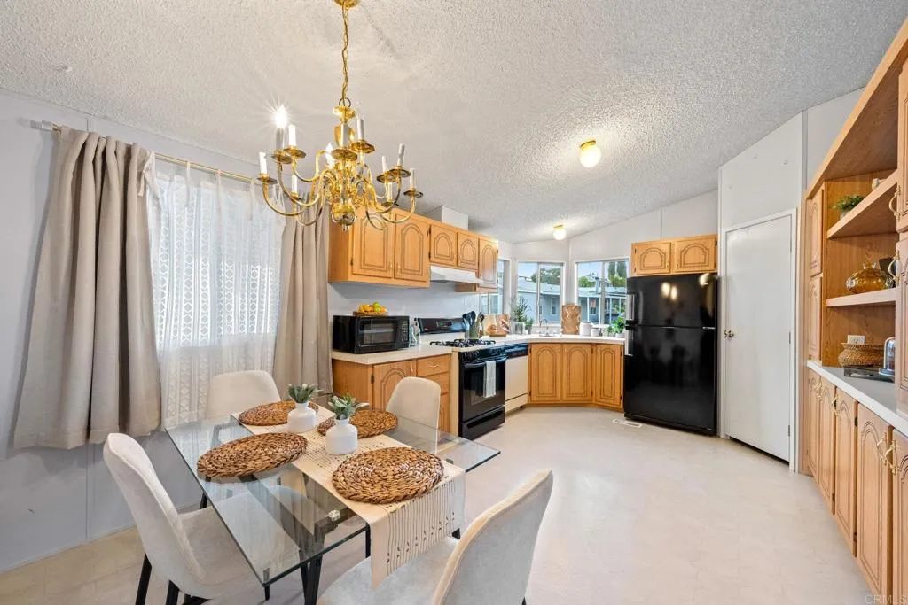 https://cdn.realtyfeed.com/cdn/127/306787055/1d5b320ab6cce88b00cd7d7b3e72e7ac.webp