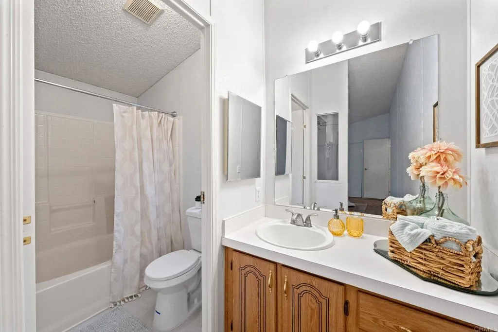 https://cdn.realtyfeed.com/cdn/127/306787055/6bbe6d7c5afa05b50dbfb19bfdd93079.webp