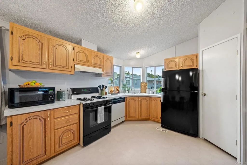 https://cdn.realtyfeed.com/cdn/127/306787055/d0259a26274ec53915418da016239d55.webp