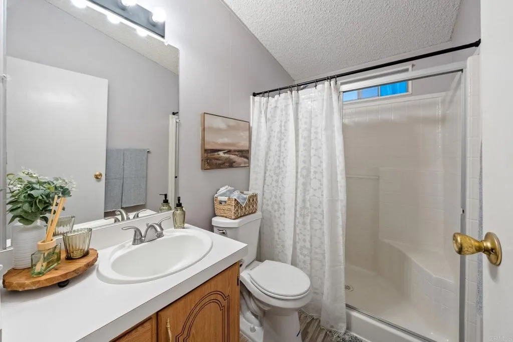 https://cdn.realtyfeed.com/cdn/127/306787055/ef45b26de7b9a1879460b3fd02346a72.webp