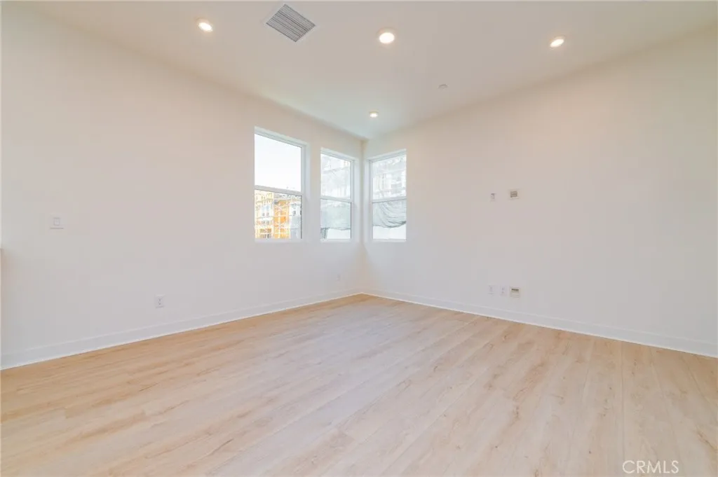 Photo #12: OC26172463 Listing: Photo #12