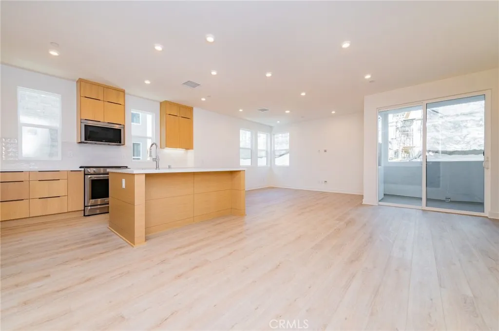 Photo #7: OC26172463 Listing: Photo #7