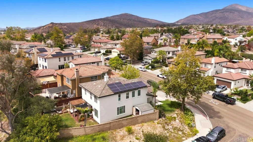 https://cdn.realtyfeed.com/cdn/127/306787062/61a6dbc64e13fe209d6d8ee66f4afe34.webp