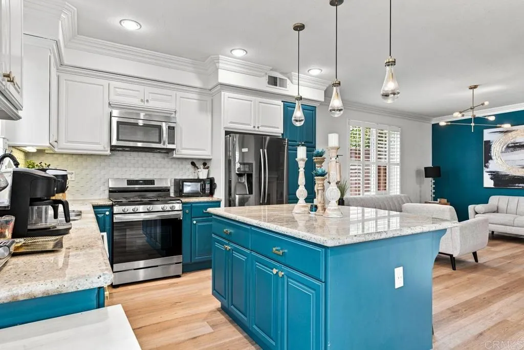 https://cdn.realtyfeed.com/cdn/127/306787062/bf1dda3bdf15d571c67300987ab8e172.webp