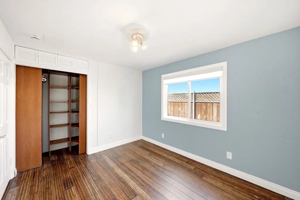 https://cdn.realtyfeed.com/cdn/127/306787065/1802f66f637f6eea992802f802e13cb9.webp