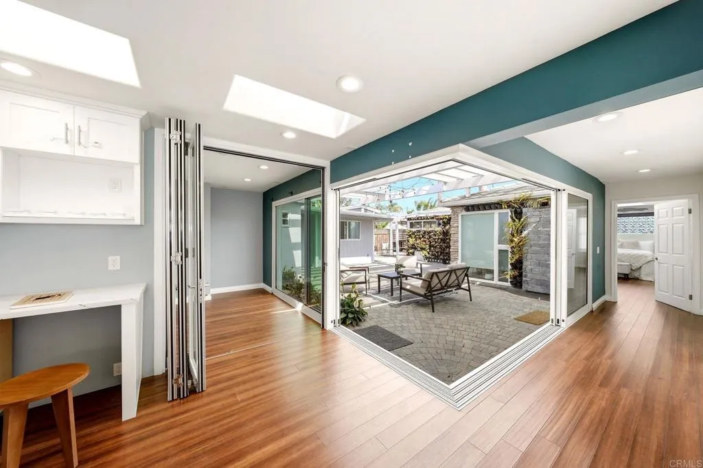 https://cdn.realtyfeed.com/cdn/127/306787065/388a8cace6344bc66f2f0cfbea73b14f.webp