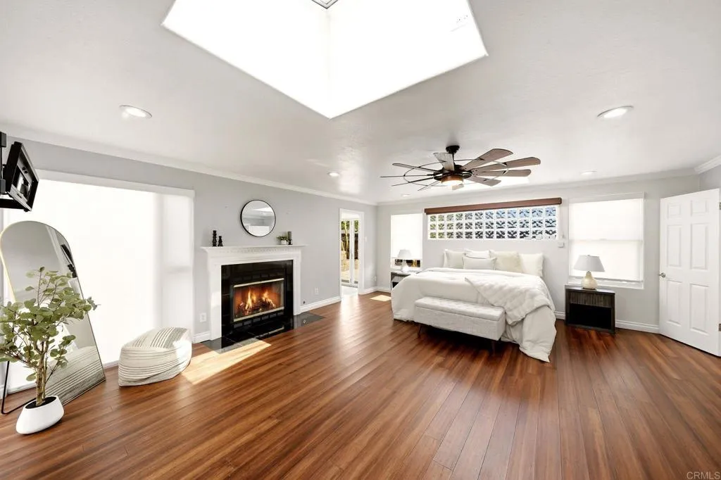 https://cdn.realtyfeed.com/cdn/127/306787065/cf9fd2d22b97fe5705f33e8dec715840.webp