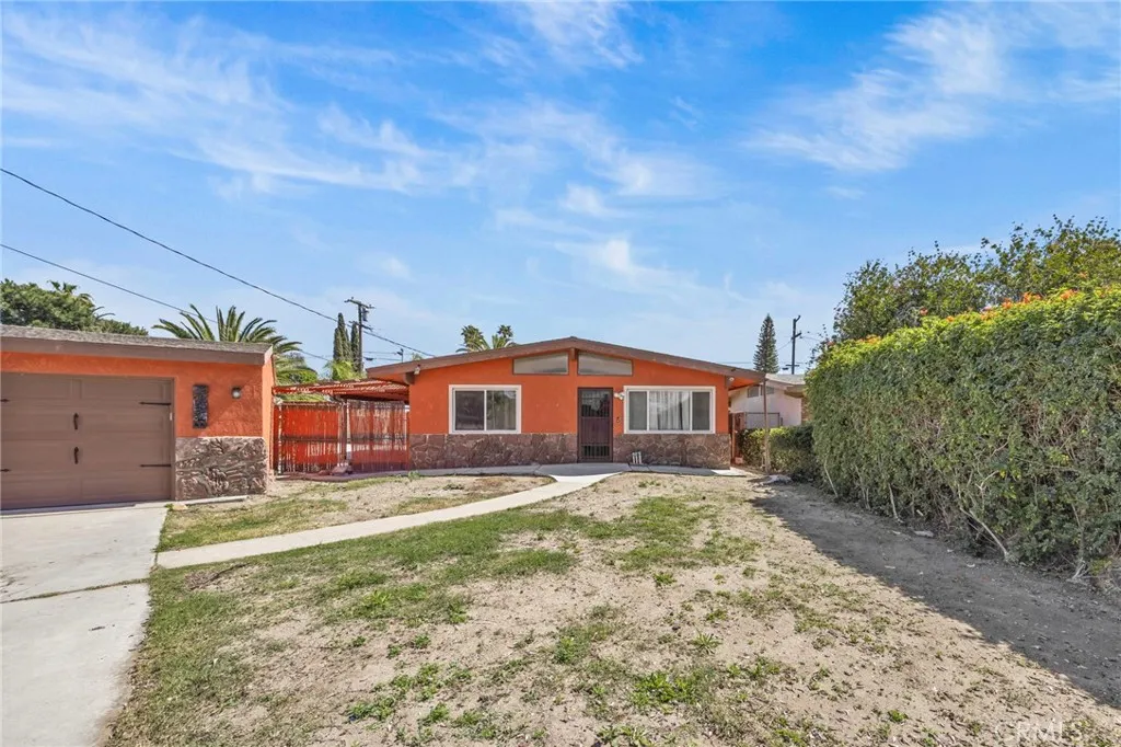 Fontana, CA 92335