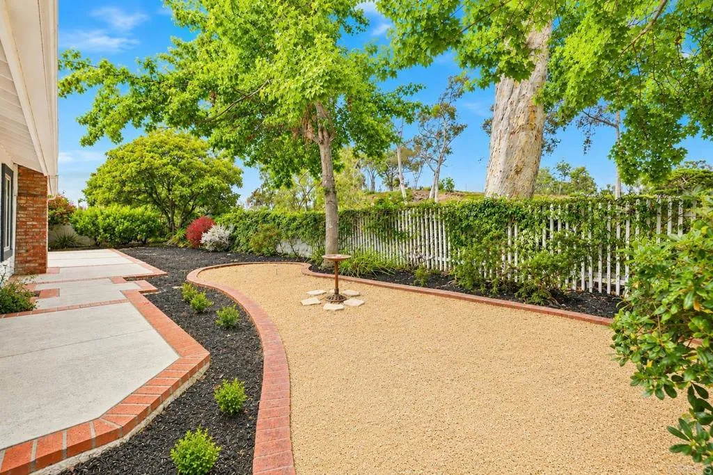 726 Santa Rufina Drive, Solana Beach, CA 92075 - Photo 4 of 23, Solana Beach, CA