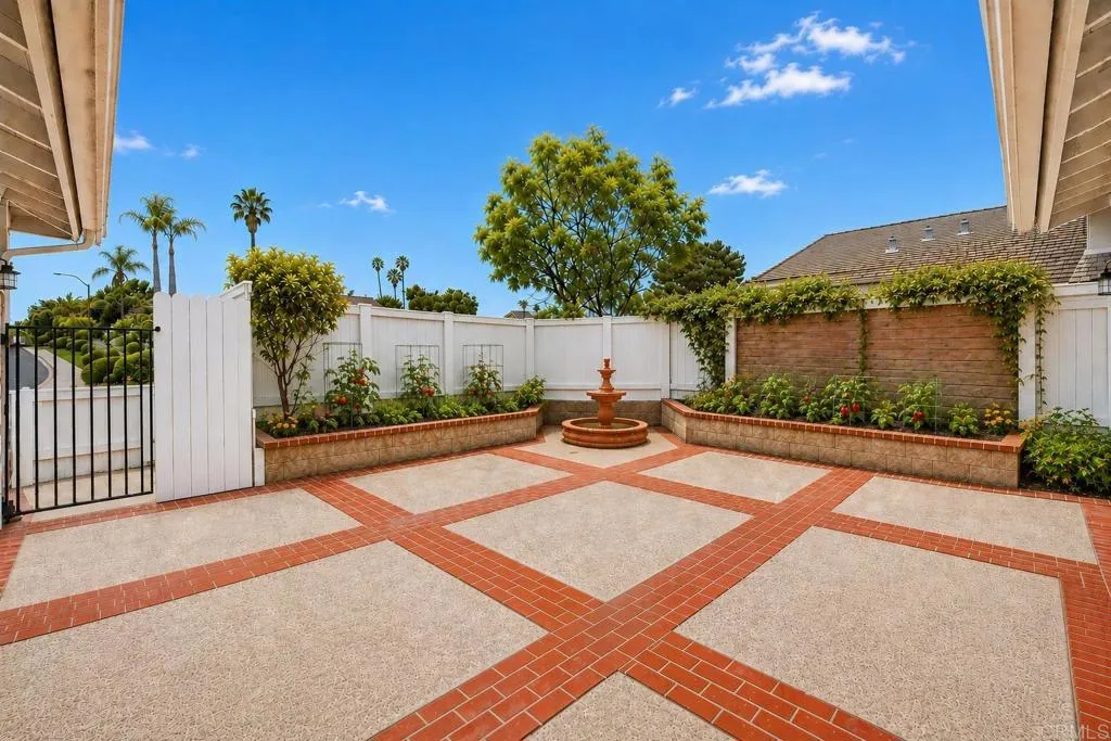 726 Santa Rufina Drive, Solana Beach, CA 92075 - Photo 2 of 23, Solana Beach, CA