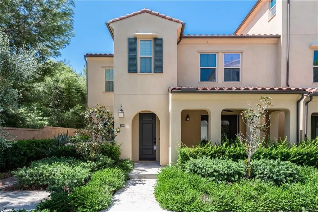 Irvine, CA 92618
