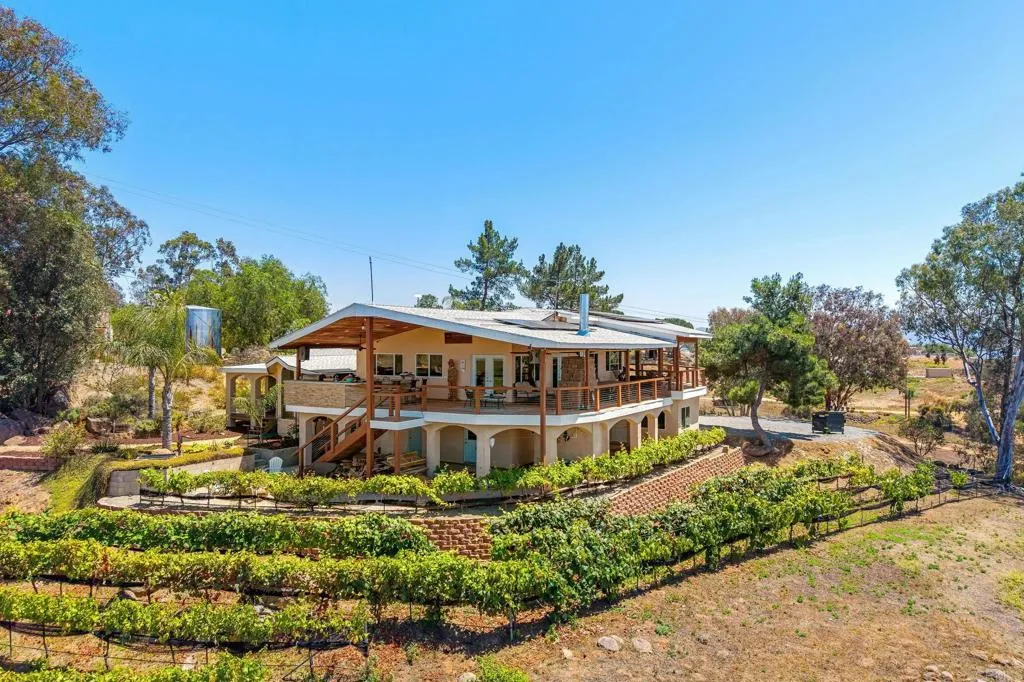 18759 Rangeland Road, Ramona, CA 92065 - Photo 2 of 34, Ramona, CA