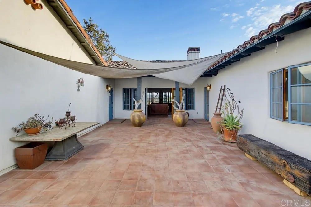 https://cdn.realtyfeed.com/cdn/127/306787247/9220f1526e10bcd3b8d397b9b2552c61.webp
