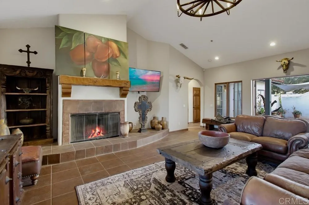 https://cdn.realtyfeed.com/cdn/127/306787247/e098e065972e901e30ba90df112987d3.webp