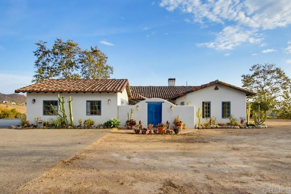 https://cdn.realtyfeed.com/cdn/127/306787247/f8a7637b6a79aa0615d63383a6a71cff.webp