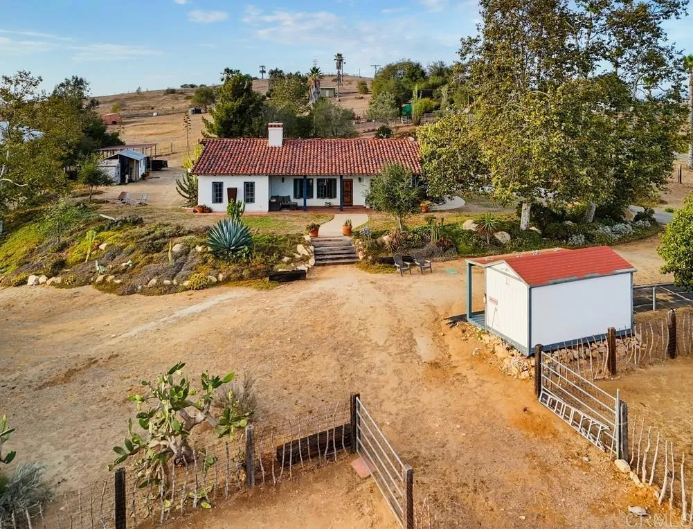 https://cdn.realtyfeed.com/cdn/127/306787247/fd838f822baf381029de46e34818def4.webp
