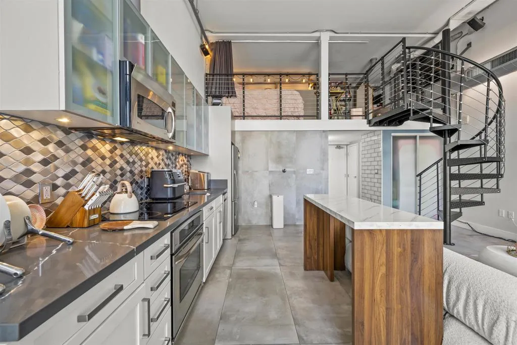 Photo #12: PTP2605996 Listing: Photo #12