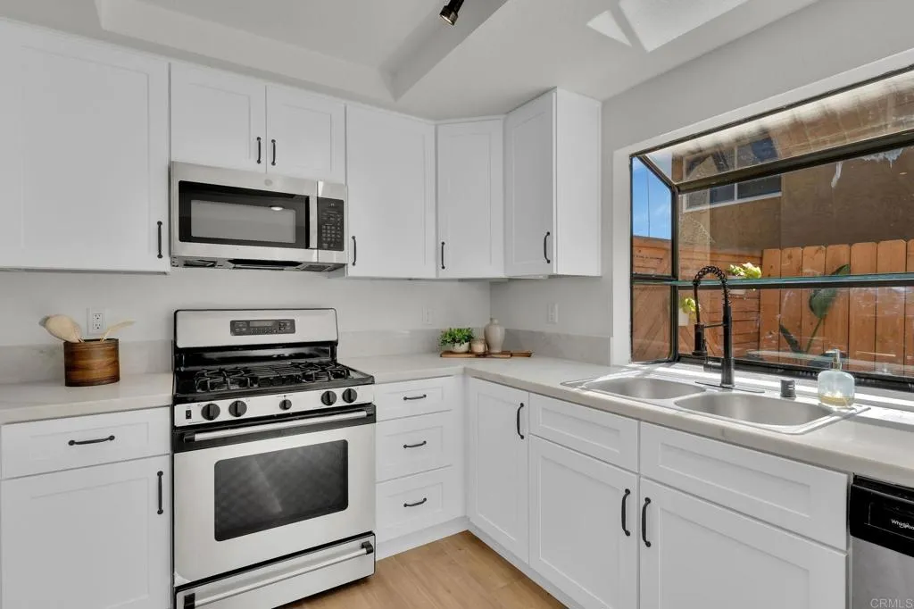 https://cdn.realtyfeed.com/cdn/127/306787263/0d6952f516ea83b7227388e1c947d3bc.webp