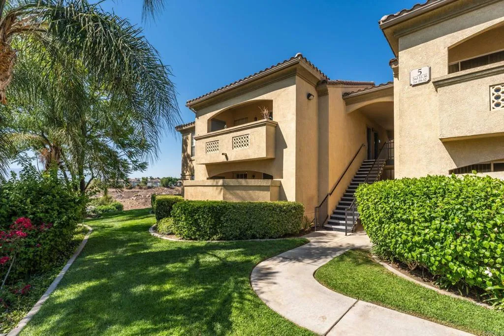 375 Central Avenue Unit 34, Riverside, CA 92057 - Main photo, Riverside, CA