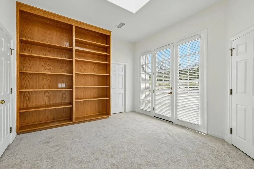 https://cdn.realtyfeed.com/cdn/127/306787296/45e0d0c798cc0215f028a720657bc26f.webp