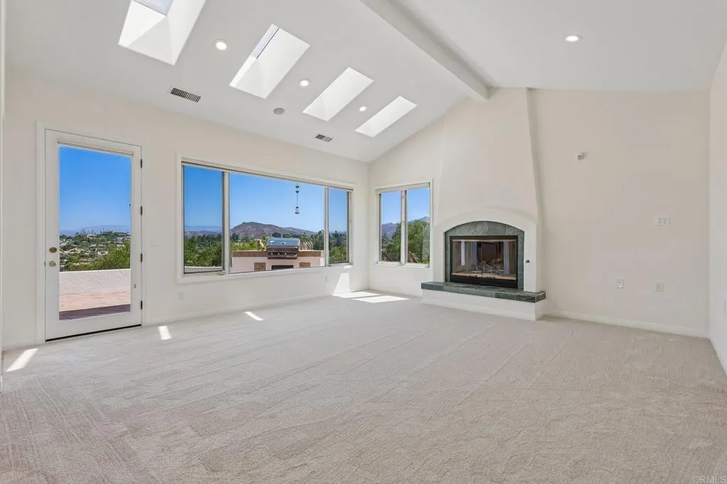 https://cdn.realtyfeed.com/cdn/127/306787296/5b581025eb316f5e7146468639bac237.webp