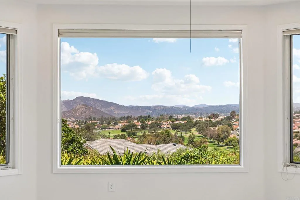 https://cdn.realtyfeed.com/cdn/127/306787296/731678603d7d11155668dc07defd9c55.webp