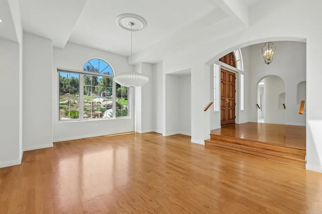 https://cdn.realtyfeed.com/cdn/127/306787296/ac82128de520318cc4992c27f76ff632.webp