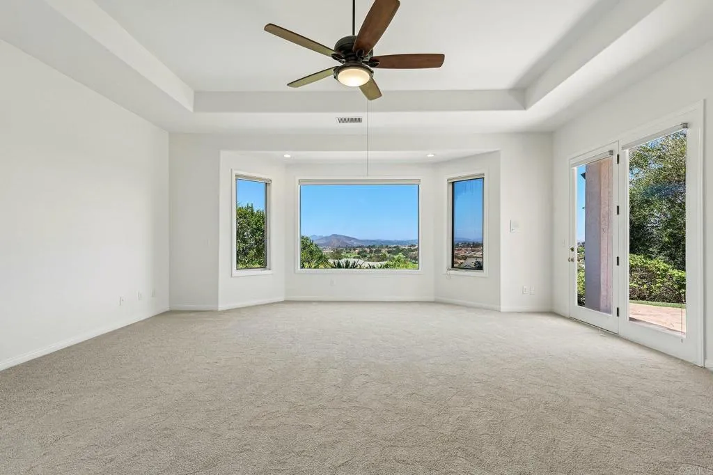 https://cdn.realtyfeed.com/cdn/127/306787296/f153bae48c58a49a99663750539ad29d.webp