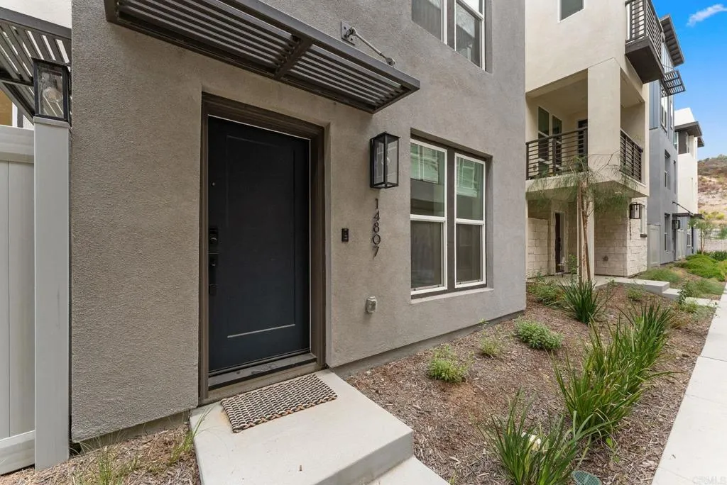https://cdn.realtyfeed.com/cdn/127/306787302/31b25e9cd91825b37a1ad016b616e43d.webp