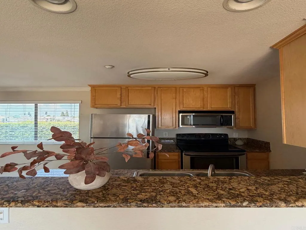 201 Twin Oaks Avenue Unit 2, Chula Vista, CA 91910 - Main photo, Chula Vista, CA