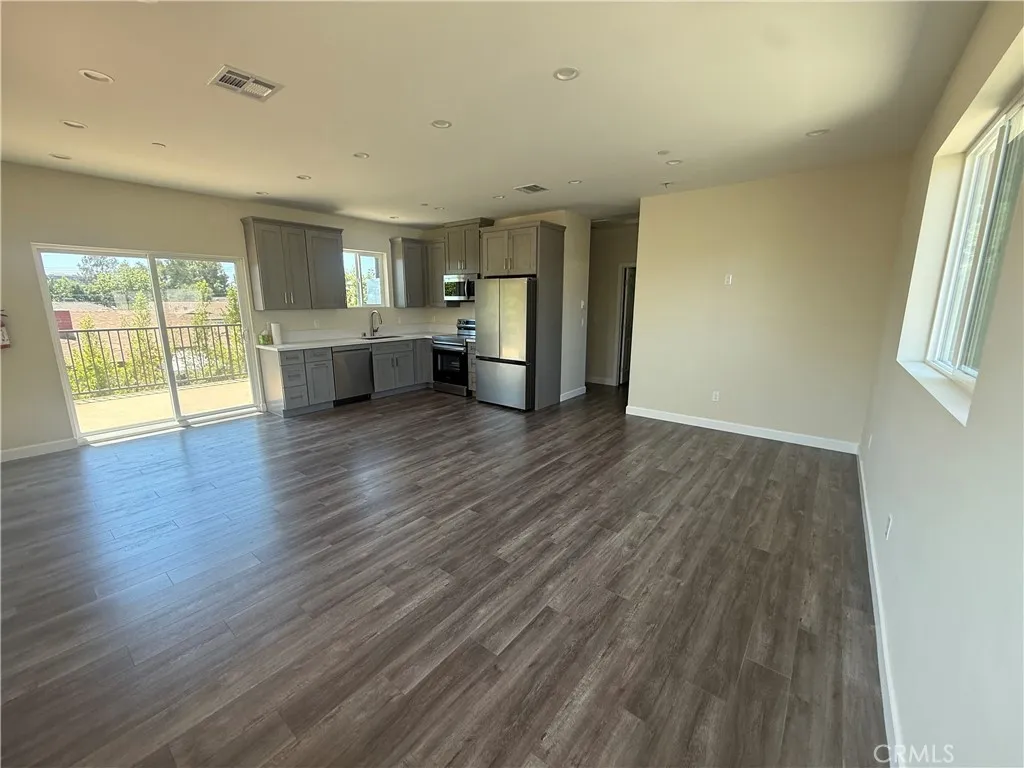 Van Nuys, CA 91406