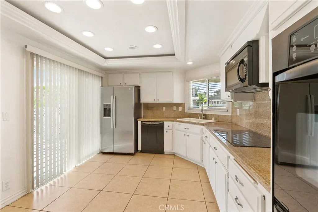 Irvine, CA 92604