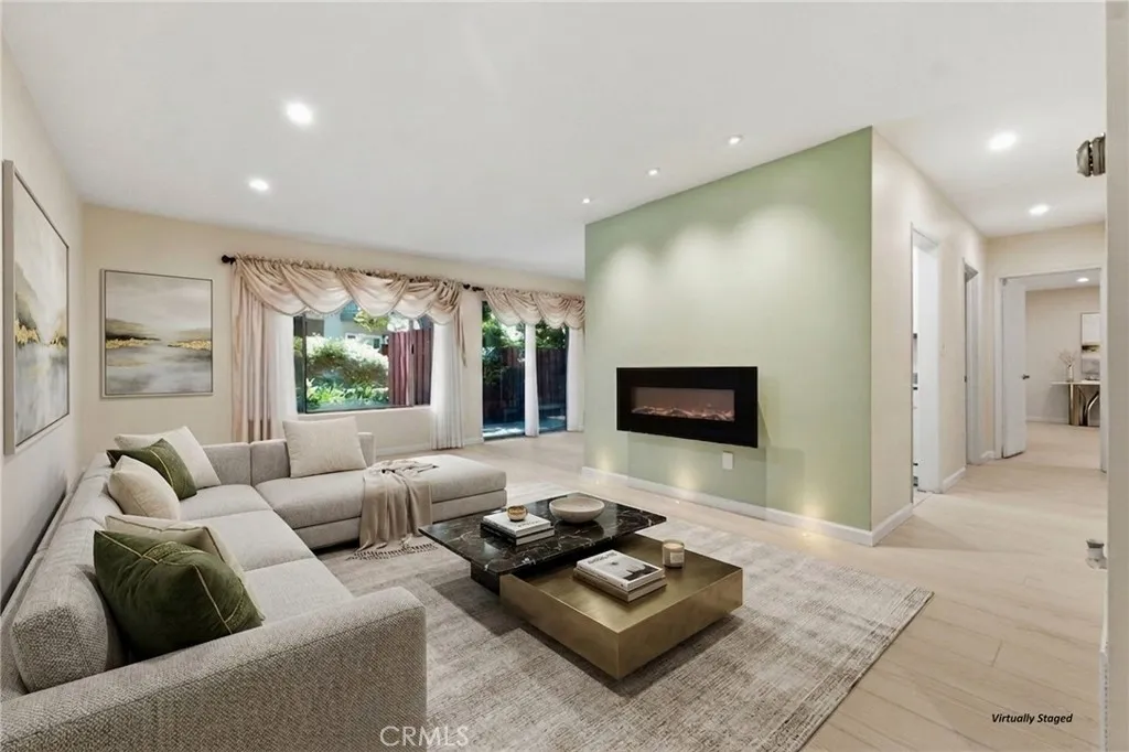 La Habra, CA 90631