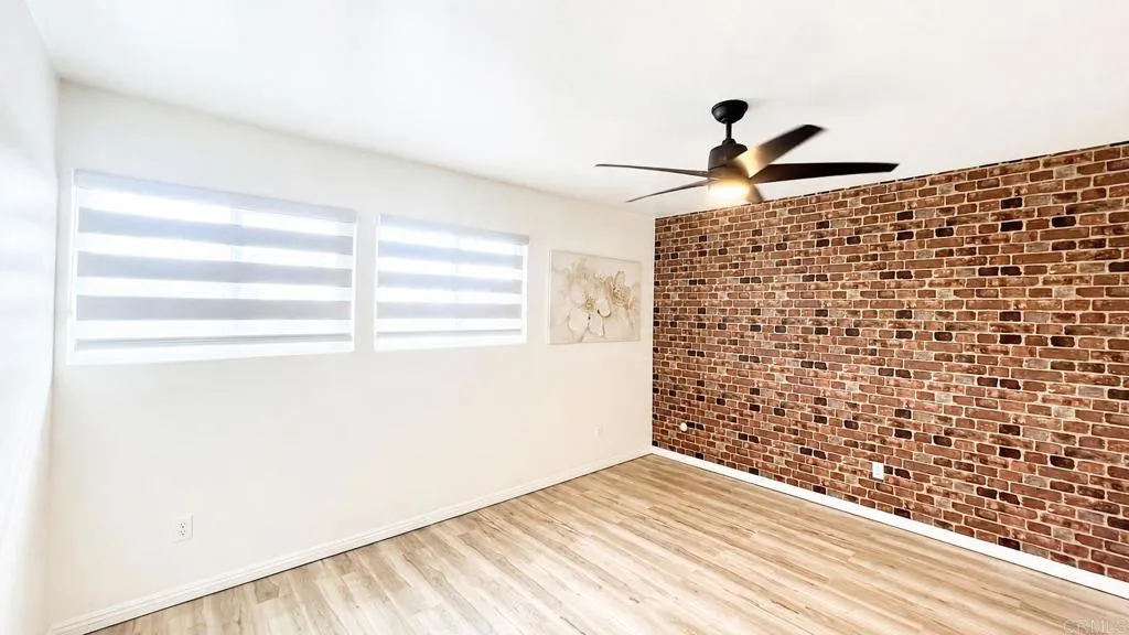 https://cdn.realtyfeed.com/cdn/127/306787341/0f8779649506f2cee07941f1f689358b.webp