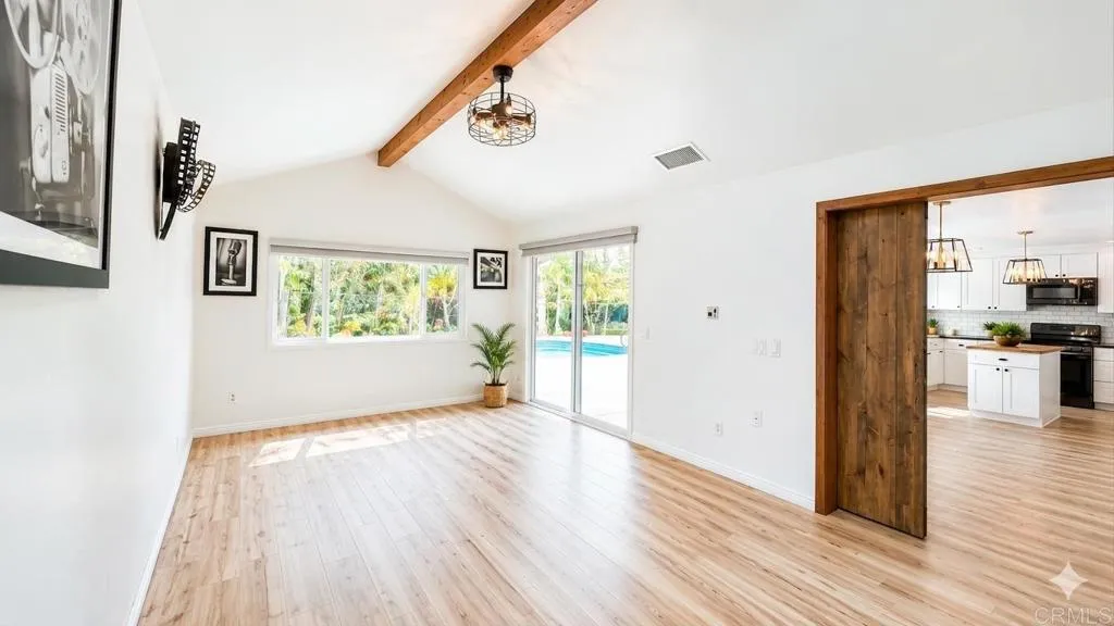 https://cdn.realtyfeed.com/cdn/127/306787341/b6d02d453e550ddeb1f29d98bf9e7f92.webp