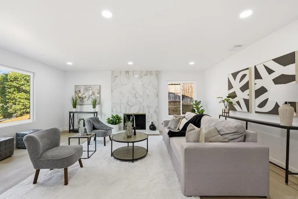 https://cdn.realtyfeed.com/cdn/127/306787368/78d6f71a64ac50273a6cede62209f3ca.webp