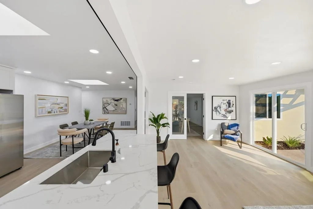 https://cdn.realtyfeed.com/cdn/127/306787368/e60994b62696b299da0d8e6533832588.webp