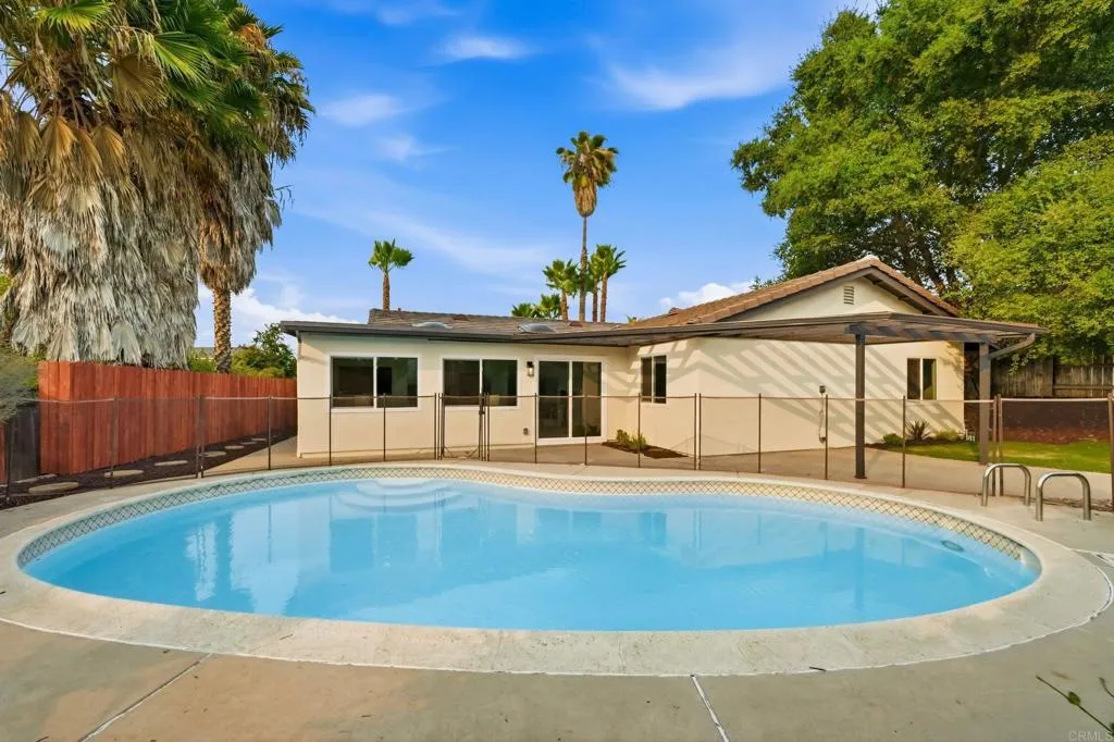 https://cdn.realtyfeed.com/cdn/127/306787368/ea4e1ea5dc07cc579fa0f1aaa184c8b6.webp