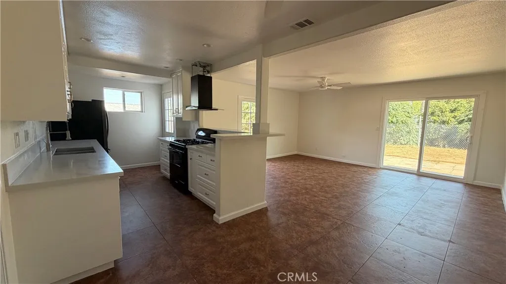 11112 Larkridge, Santee, CA 92071 - Photo 5 of 36, Santee, CA