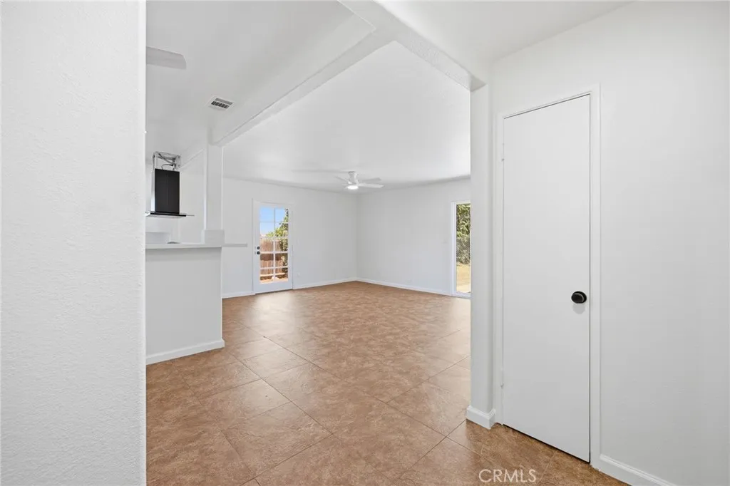 https://cdn.realtyfeed.com/cdn/127/306787384/5a32110abfba3a7c668847ea93fe12db.webp