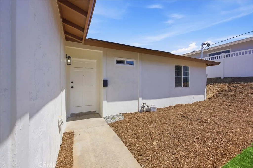 https://cdn.realtyfeed.com/cdn/127/306787384/5d0633cd5d575647fe282cc54285e4b1.webp