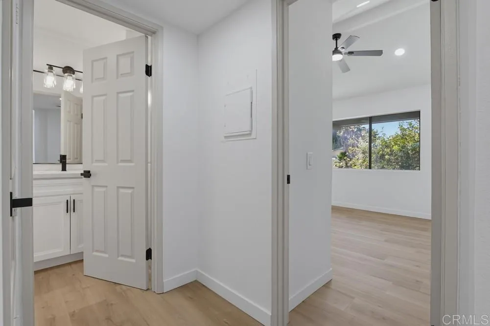 https://cdn.realtyfeed.com/cdn/127/306787386/41c6109880aacb4671a6058d975cb297.webp